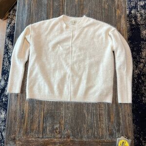 Legendary Whitetails Women's Soft Cream Sweater